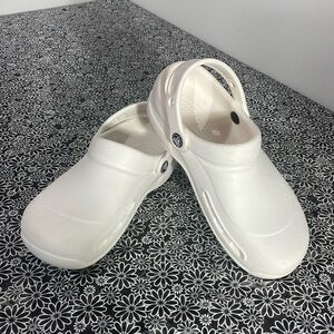 Croc Bistro Slip Resistant Work - women size 7 white